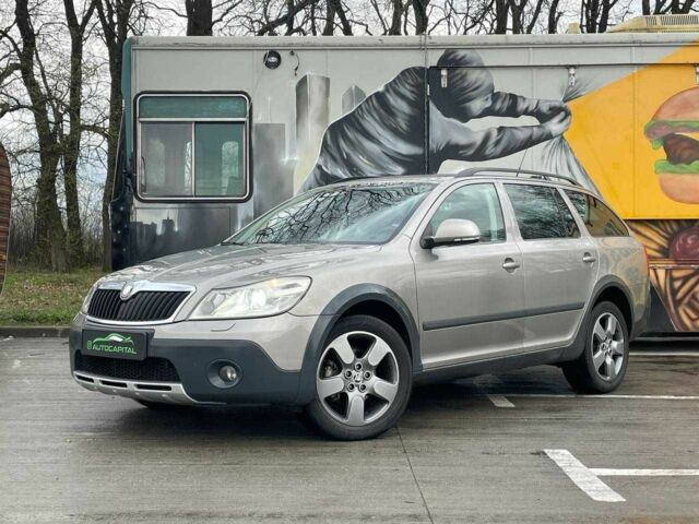 Сірий Шкода Octavia Scout, об'ємом двигуна 0.18 л та пробігом 266 тис. км за 8300 $, фото 1 на Automoto.ua