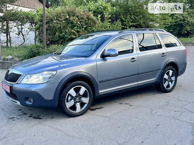 Сірий Шкода Octavia Scout, об'ємом двигуна 1.8 л та пробігом 185 тис. км за 10900 $, фото 1 на Automoto.ua