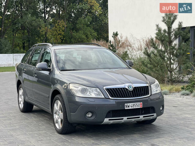 Сірий Шкода Octavia Scout, об'ємом двигуна 1.8 л та пробігом 255 тис. км за 7900 $, фото 1 на Automoto.ua
