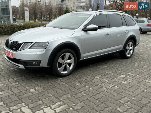 Серый Шкода Октавия Скаут, объемом двигателя 1.97 л и пробегом 233 тыс. км за 18999 $, фото 1 на Automoto.ua