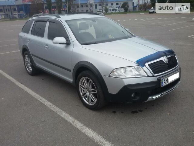 Сірий Шкода Octavia Scout, об'ємом двигуна 2 л та пробігом 137 тис. км за 10300 $, фото 1 на Automoto.ua