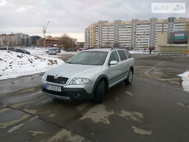 Сірий Шкода Octavia Scout, об'ємом двигуна 2 л та пробігом 225 тис. км за 9500 $, фото 1 на Automoto.ua