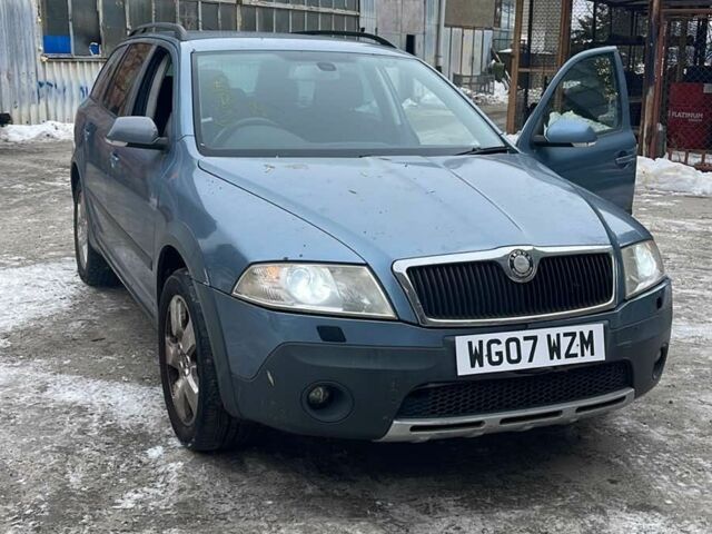 Синий Шкода Октавия Скаут, объемом двигателя 2 л и пробегом 260 тыс. км за 2875 $, фото 1 на Automoto.ua