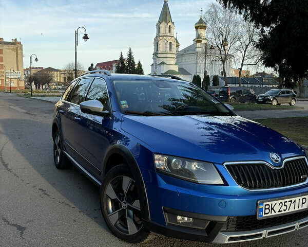 Синий Шкода Октавия Скаут, объемом двигателя 1.97 л и пробегом 289 тыс. км за 13450 $, фото 1 на Automoto.ua