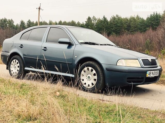 Сірий Шкода Октавія Тур, об'ємом двигуна 1.8 л та пробігом 180 тис. км за 6500 $, фото 1 на Automoto.ua