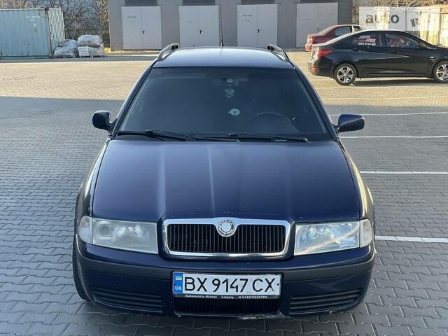 Синій Шкода Октавія Тур, об'ємом двигуна 1.6 л та пробігом 301 тис. км за 4200 $, фото 1 на Automoto.ua