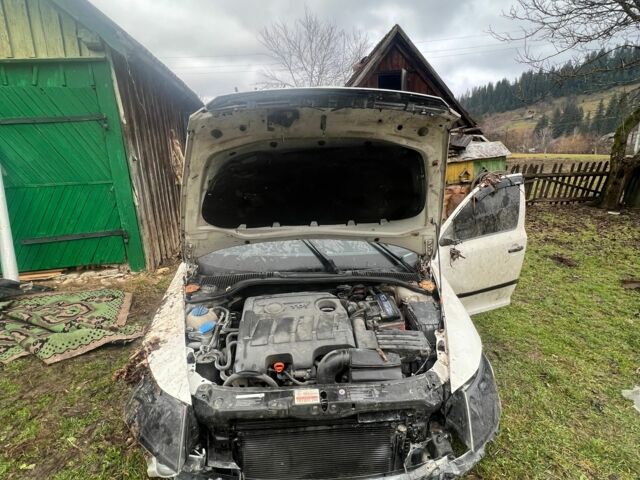 Белый Шкода Октавия, объемом двигателя 1.6 л и пробегом 290 тыс. км за 5500 $, фото 1 на Automoto.ua