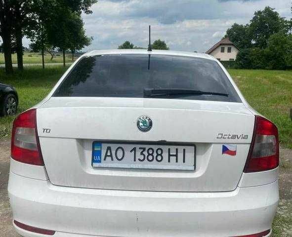 Белый Шкода Октавия, объемом двигателя 1.9 л и пробегом 200 тыс. км за 7500 $, фото 1 на Automoto.ua