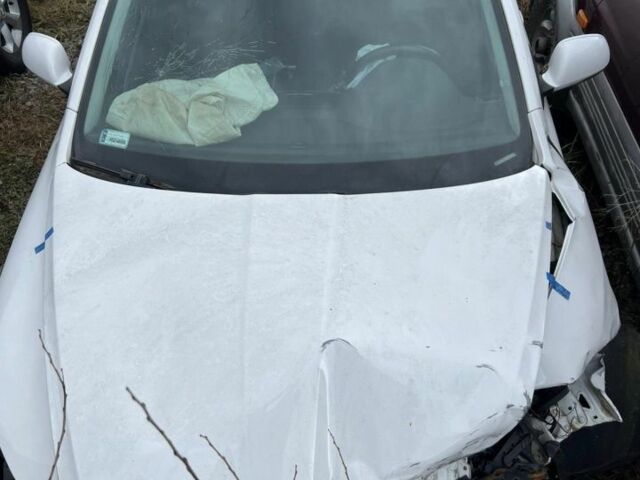 Белый Шкода Октавия, объемом двигателя 1.9 л и пробегом 200 тыс. км за 4000 $, фото 1 на Automoto.ua