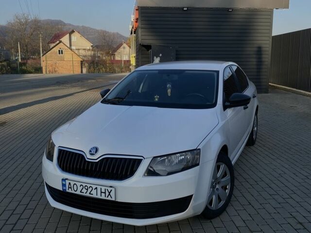 Білий Шкода Октавія, об'ємом двигуна 1.6 л та пробігом 297 тис. км за 9000 $, фото 1 на Automoto.ua