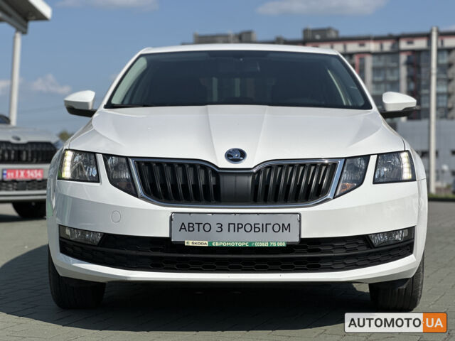 Білий Шкода Октавія, об'ємом двигуна 1.4 л та пробігом 86 тис. км за 16093 $, фото 1 на Automoto.ua