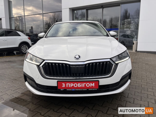 Білий Шкода Октавія, об'ємом двигуна 1.4 л та пробігом 124 тис. км за 19872 $, фото 1 на Automoto.ua