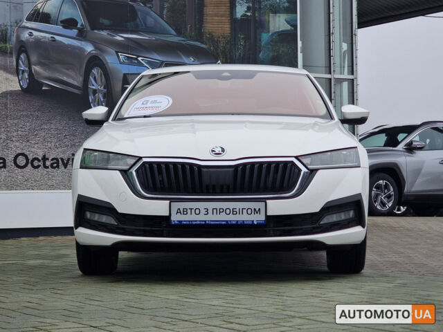 Белый Шкода Октавия, объемом двигателя 1.4 л и пробегом 160 тыс. км за 19000 $, фото 1 на Automoto.ua