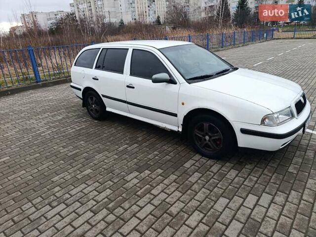 Белый Шкода Октавия, объемом двигателя 1.9 л и пробегом 399 тыс. км за 2500 $, фото 1 на Automoto.ua