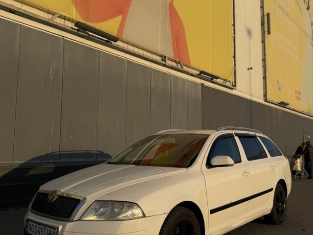 Белый Шкода Октавия, объемом двигателя 1.9 л и пробегом 290 тыс. км за 4899 $, фото 1 на Automoto.ua