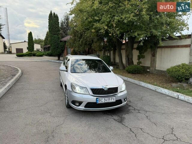 Білий Шкода Октавія, об'ємом двигуна 1.9 л та пробігом 316 тис. км за 3990 $, фото 1 на Automoto.ua