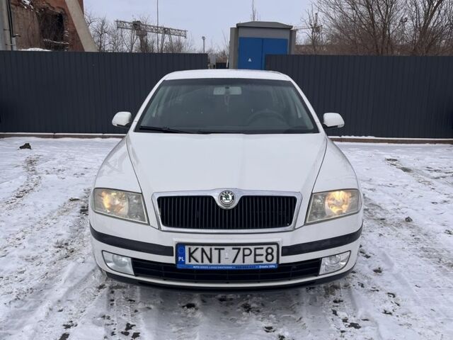 Білий Шкода Октавія, об'ємом двигуна 1.9 л та пробігом 3 тис. км за 3400 $, фото 1 на Automoto.ua