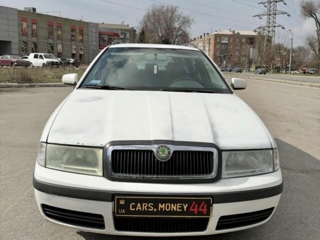 Белый Шкода Октавия, объемом двигателя 1.9 л и пробегом 244 тыс. км за 2300 $, фото 1 на Automoto.ua