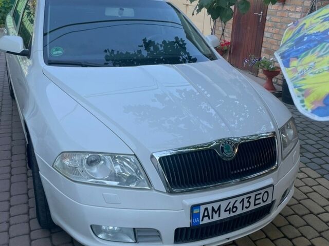 Білий Шкода Октавія, об'ємом двигуна 1.8 л та пробігом 210 тис. км за 6700 $, фото 1 на Automoto.ua