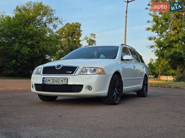 Белый Шкода Октавия, объемом двигателя 1.97 л и пробегом 330 тыс. км за 7500 $, фото 1 на Automoto.ua