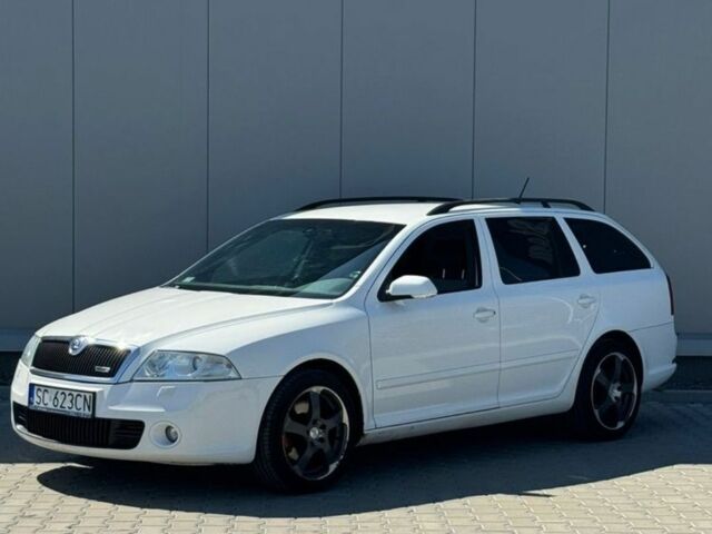 Белый Шкода Октавия, объемом двигателя 2 л и пробегом 240 тыс. км за 3000 $, фото 1 на Automoto.ua
