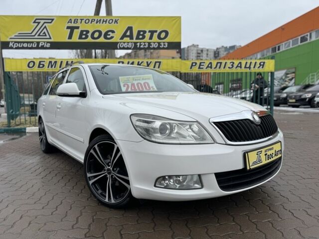 Белый Шкода Октавия, объемом двигателя 1.6 л и пробегом 260 тыс. км за 8150 $, фото 1 на Automoto.ua