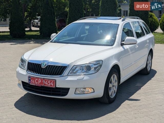 Белый Шкода Октавия, объемом двигателя 1.4 л и пробегом 211 тыс. км за 7800 $, фото 1 на Automoto.ua