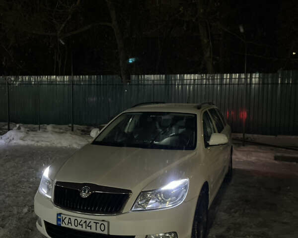 Белый Шкода Октавия, объемом двигателя 1.4 л и пробегом 240 тыс. км за 7300 $, фото 1 на Automoto.ua