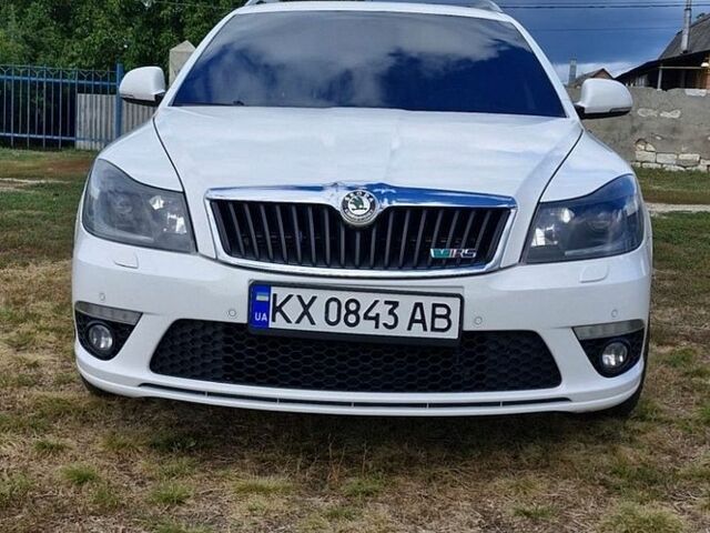 Белый Шкода Октавия, объемом двигателя 1.97 л и пробегом 204 тыс. км за 9500 $, фото 1 на Automoto.ua