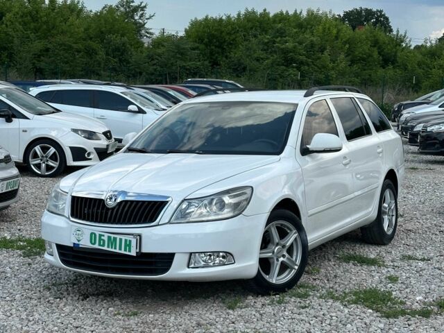 Белый Шкода Октавия, объемом двигателя 1.6 л и пробегом 233 тыс. км за 6900 $, фото 1 на Automoto.ua