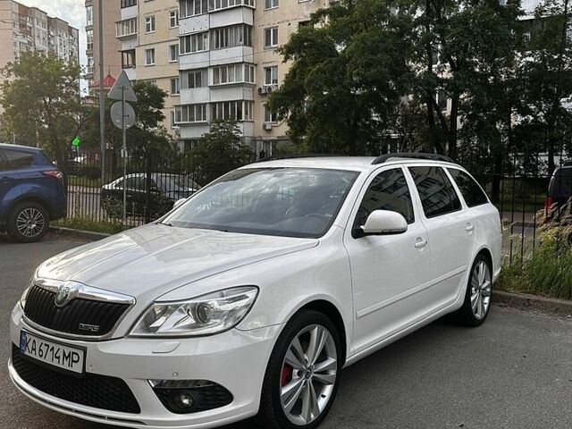 Белый Шкода Октавия, объемом двигателя 1.98 л и пробегом 193 тыс. км за 9950 $, фото 1 на Automoto.ua