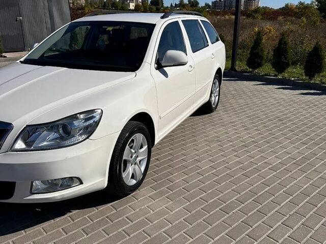 Белый Шкода Октавия, объемом двигателя 1.4 л и пробегом 224 тыс. км за 7200 $, фото 1 на Automoto.ua