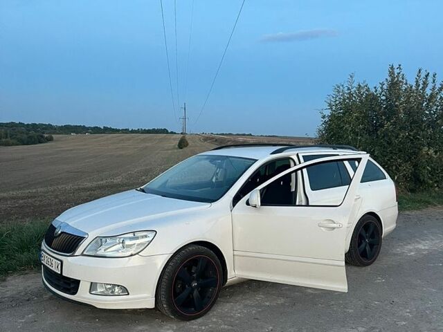Білий Шкода Октавія, об'ємом двигуна 1.39 л та пробігом 330 тис. км за 6300 $, фото 1 на Automoto.ua