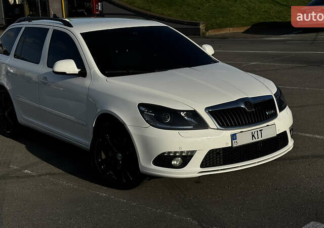 Белый Шкода Октавия, объемом двигателя 1.9 л и пробегом 360 тыс. км за 11000 $, фото 1 на Automoto.ua