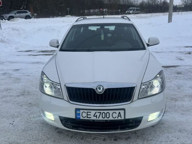 Белый Шкода Октавия, объемом двигателя 1.6 л и пробегом 260 тыс. км за 7600 $, фото 1 на Automoto.ua