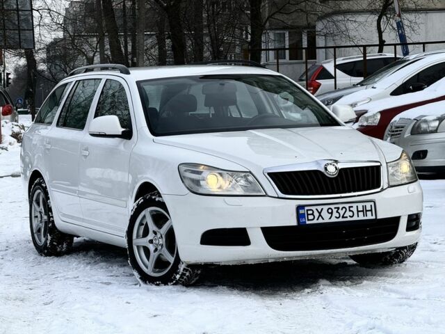 Белый Шкода Октавия, объемом двигателя 1.6 л и пробегом 360 тыс. км за 5950 $, фото 1 на Automoto.ua