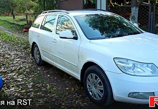 Белый Шкода Октавия, объемом двигателя 1.6 л и пробегом 290 тыс. км за 5500 $, фото 1 на Automoto.ua