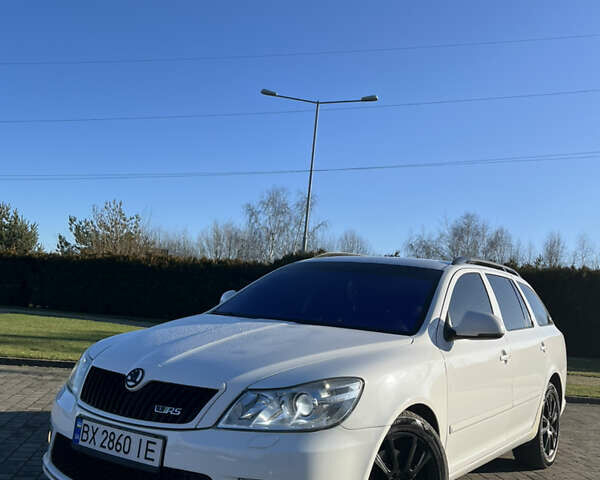 Белый Шкода Октавия, объемом двигателя 1.97 л и пробегом 298 тыс. км за 9999 $, фото 1 на Automoto.ua