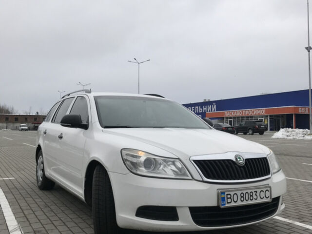 Белый Шкода Октавия, объемом двигателя 1.9 л и пробегом 394 тыс. км за 6200 $, фото 1 на Automoto.ua