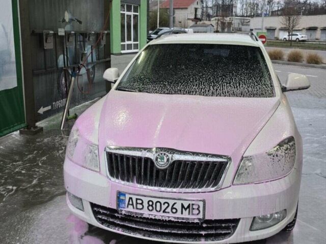 Белый Шкода Октавия, объемом двигателя 1.97 л и пробегом 280 тыс. км за 8380 $, фото 1 на Automoto.ua