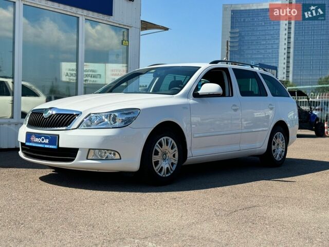 Белый Шкода Октавия, объемом двигателя 1.4 л и пробегом 198 тыс. км за 8500 $, фото 1 на Automoto.ua
