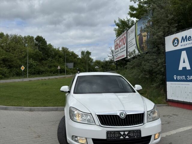 Білий Шкода Октавія, об'ємом двигуна 1.6 л та пробігом 310 тис. км за 7600 $, фото 1 на Automoto.ua