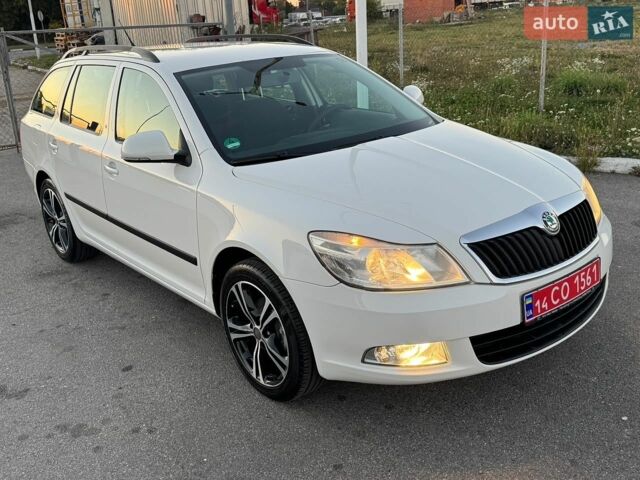 Белый Шкода Октавия, объемом двигателя 1.6 л и пробегом 196 тыс. км за 8999 $, фото 1 на Automoto.ua