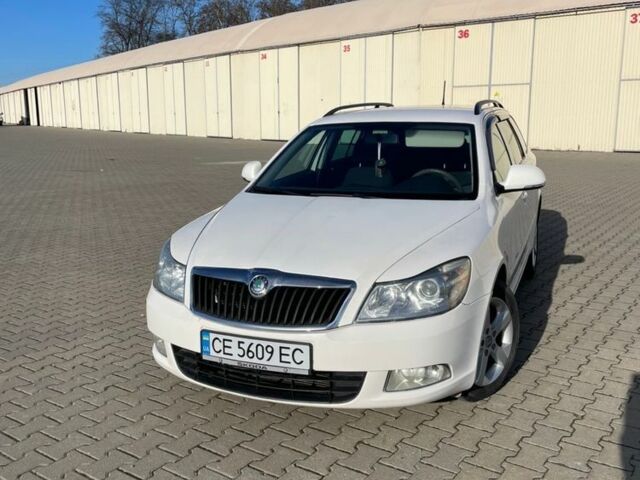Белый Шкода Октавия, объемом двигателя 1.6 л и пробегом 262 тыс. км за 7800 $, фото 1 на Automoto.ua