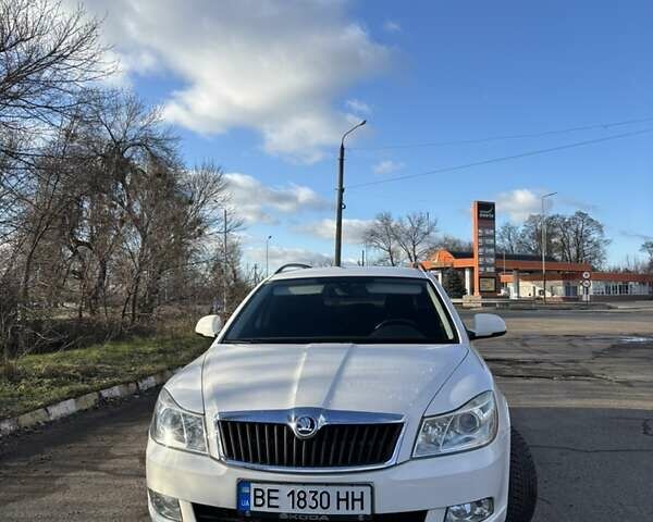 Белый Шкода Октавия, объемом двигателя 1.99 л и пробегом 276 тыс. км за 8500 $, фото 1 на Automoto.ua