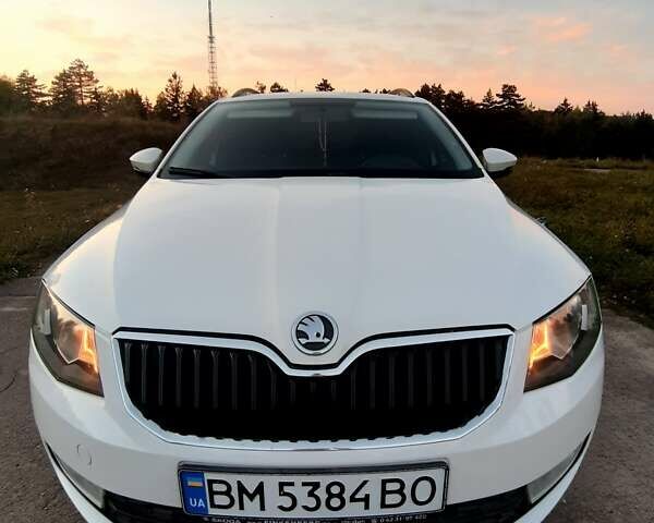 Белый Шкода Октавия, объемом двигателя 1.6 л и пробегом 261 тыс. км за 11500 $, фото 1 на Automoto.ua