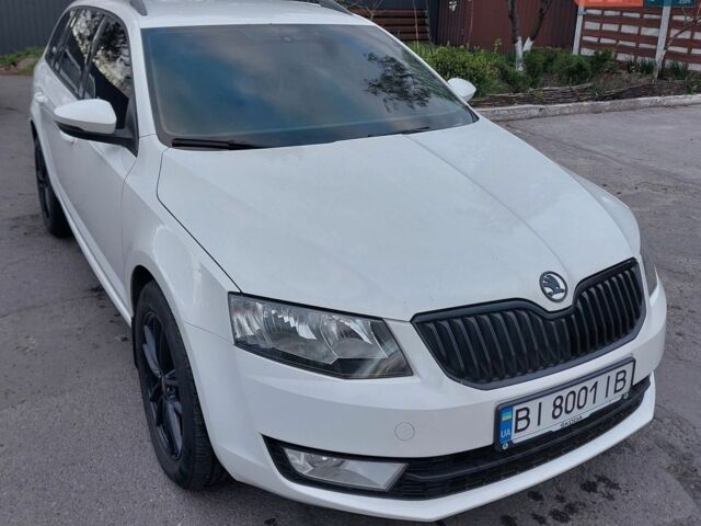 Білий Шкода Октавія, об'ємом двигуна 1.6 л та пробігом 317 тис. км за 11000 $, фото 1 на Automoto.ua