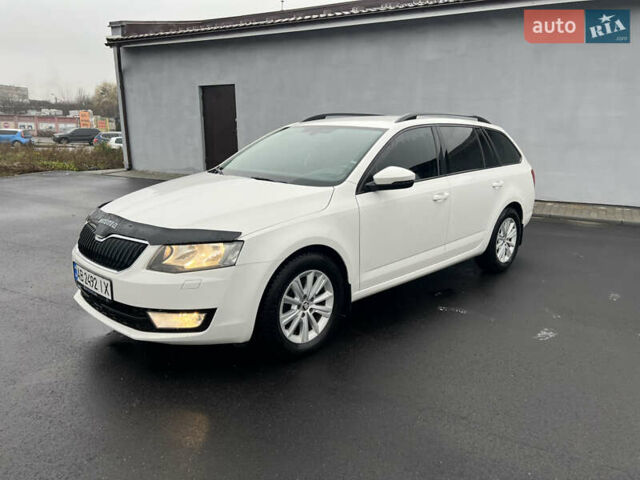 Білий Шкода Октавія, об'ємом двигуна 1.6 л та пробігом 225 тис. км за 8799 $, фото 1 на Automoto.ua