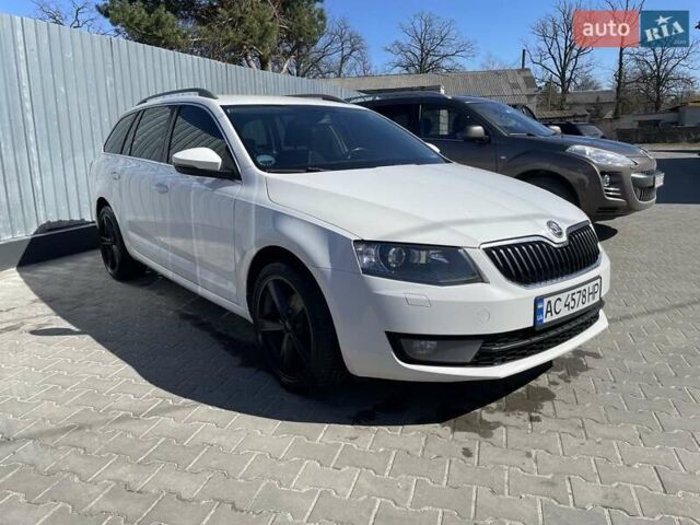 Білий Шкода Октавія, об'ємом двигуна 1.97 л та пробігом 243 тис. км за 9700 $, фото 1 на Automoto.ua
