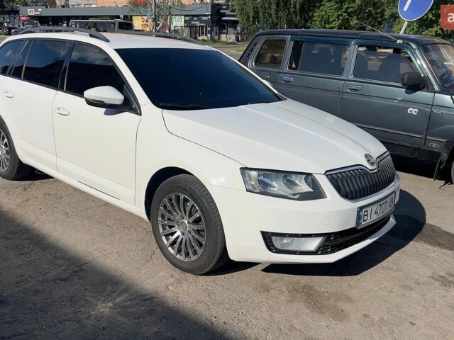 Белый Шкода Октавия, объемом двигателя 1.6 л и пробегом 268 тыс. км за 10500 $, фото 1 на Automoto.ua